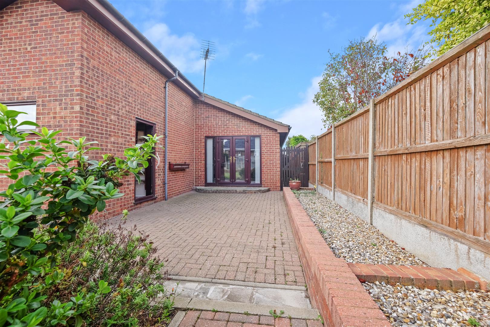 3 Bed, 1 Bath Property For Sale in Macdonald Parade, Seasalter, CT5 4SL